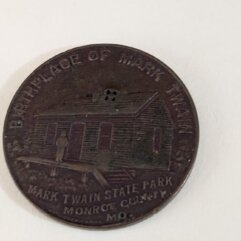 Commemorative Coin with Mark Twain Cabin