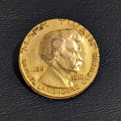 Mark Twain Lapel Pin